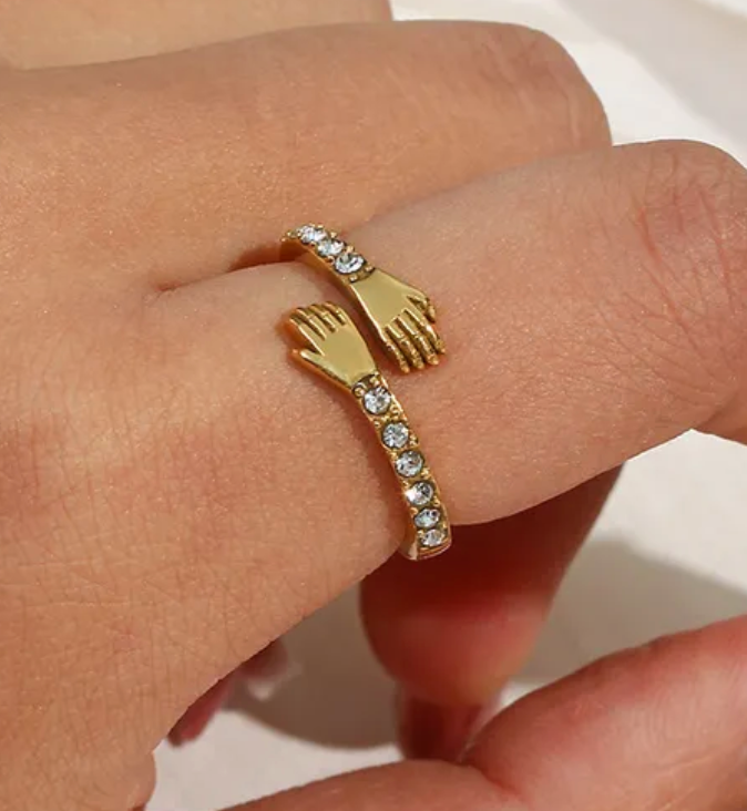 Abrazo Ring